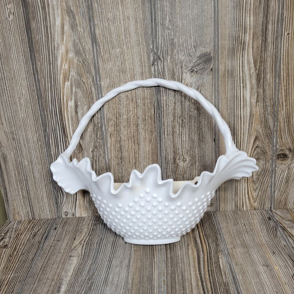 Vintage Burwood 2673 White Hobnail Plastic Wall Pocket Basket Planter 80s